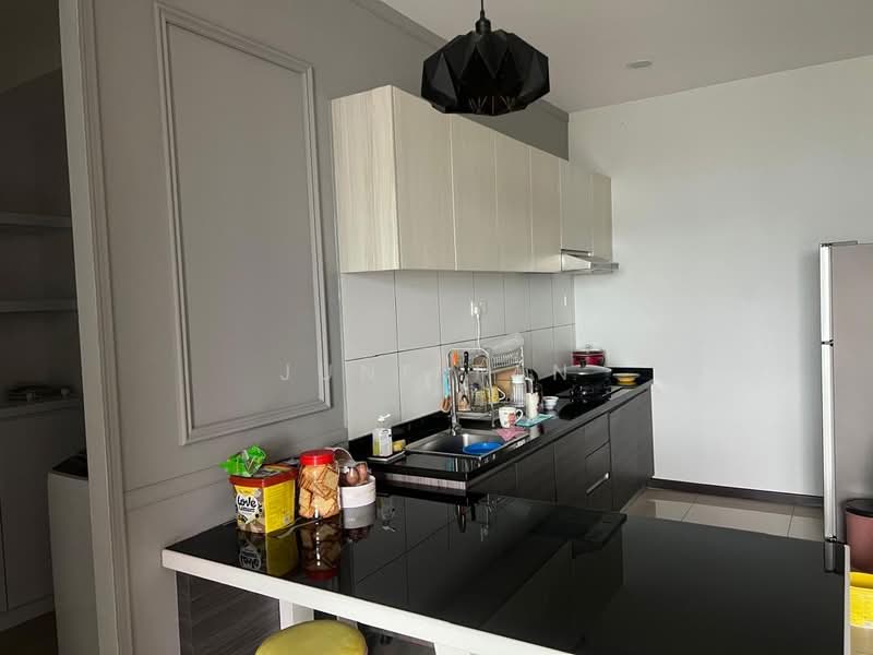 Servis Apartment untuk Dijual di Molek Regency - June Tan - PropertyGuru.com.my
