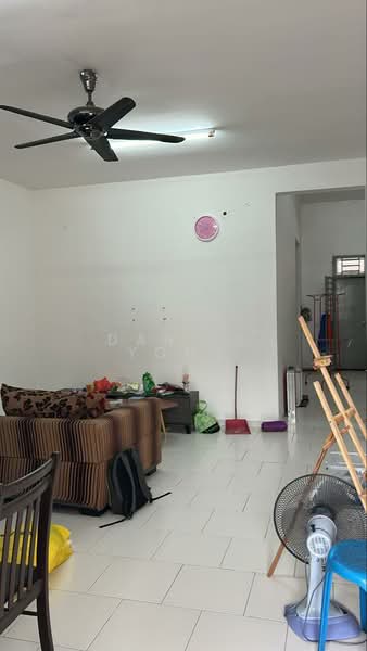 Rumah Teres 1.5 Tingkat untuk Dijual di Setia Eco Gardens (Gelang Patah) - Daniel Yong - Living Room - PropertyGuru.com.my