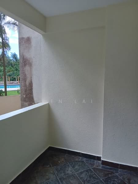Pangsapuri untuk Dijual di Seri Puri - Ken Lai - Balcony - PropertyGuru.com.my