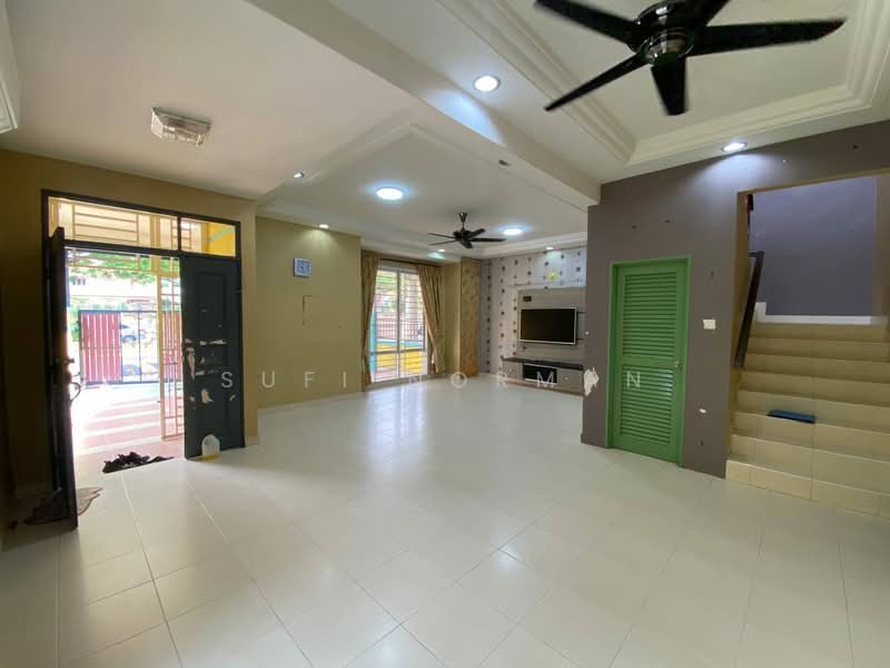 Rumah Kluster untuk Dijual di Skudai (Johor) - Sufi Norman - Living Room - PropertyGuru.com.my