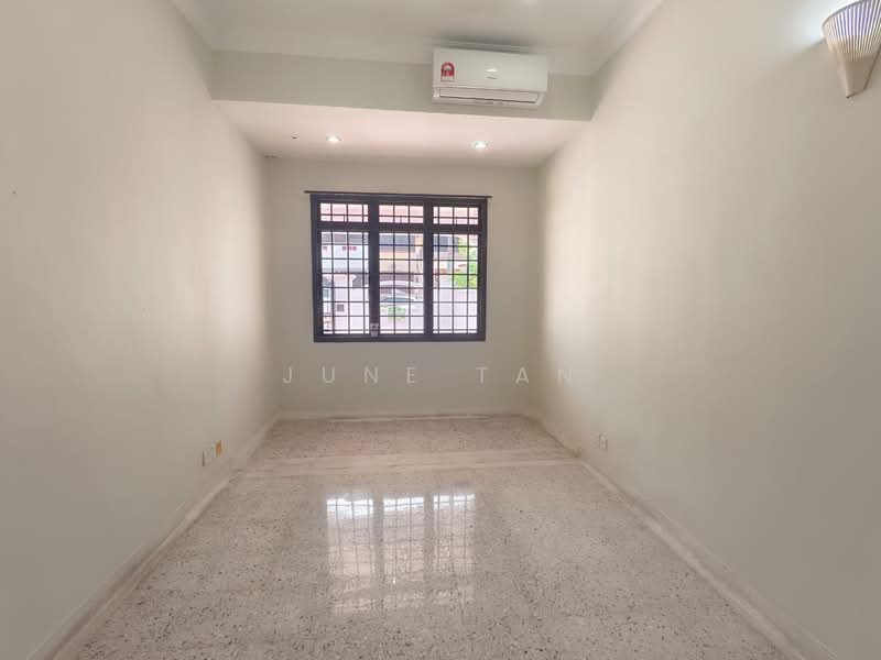 Rumah Teres 1 Tingkat untuk Disewa di Taman Pelangi (Johor Bahru) - June Tan - PropertyGuru.com.my