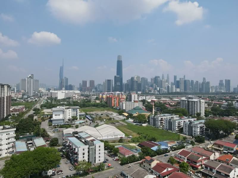 Rumah Berkembar untuk Dijual di Taman Maluri (Cheras) - Leedeon Tan - Exterior - PropertyGuru.com.my