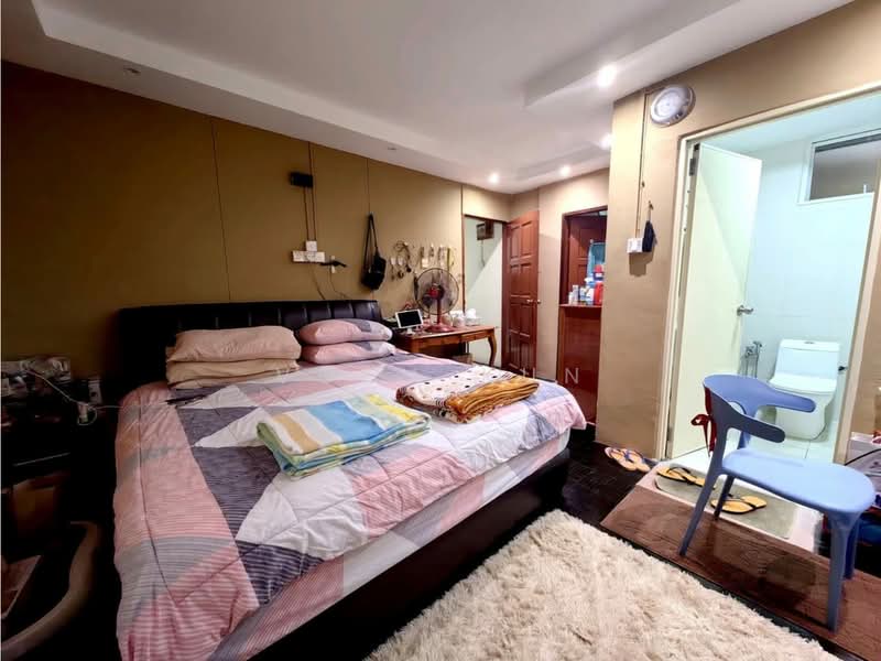 Rumah Berkembar untuk Dijual di Taman Soon Kiong (Kota Kinabalu) - Voca Kun - Bedroom - PropertyGuru.com.my