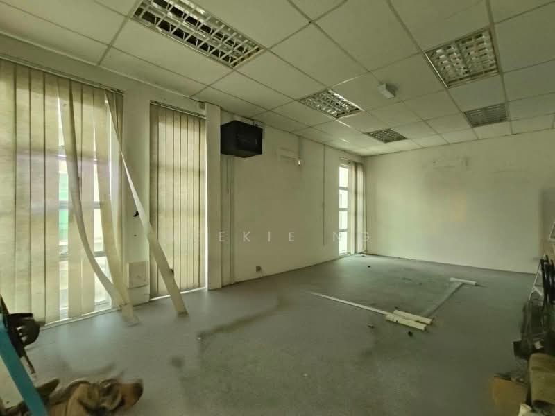 Factory for Rent in Kawasan Perindustrian Mount Austin (Tebrau) - Veekie Ng - Interior - PropertyGuru.com.my