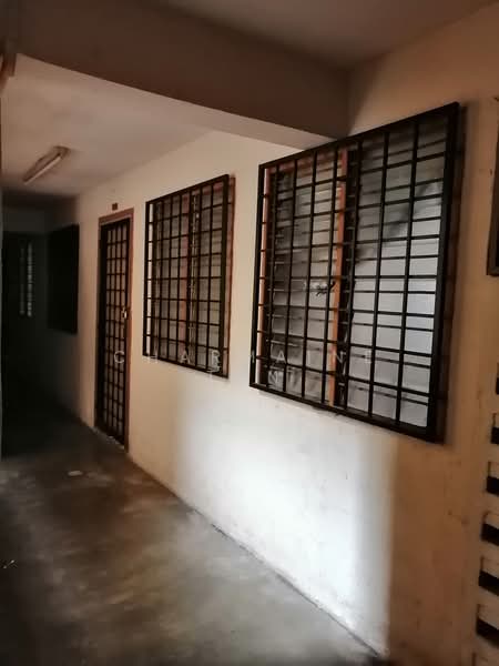 Pangsapuri untuk Dijual di Teratak Muhibbah - Charmaine Tan - Corridor - PropertyGuru.com.my