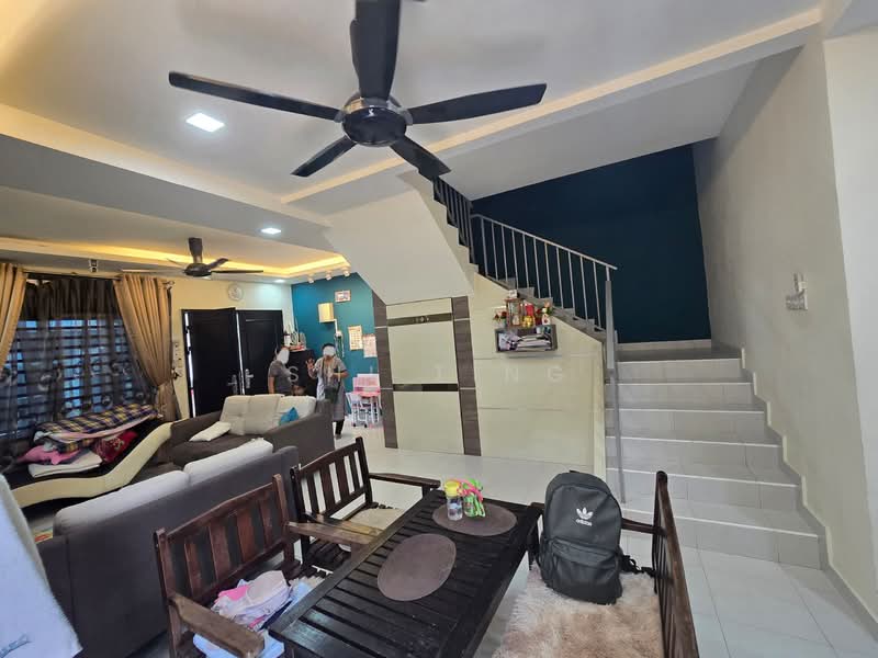 2-storey Terraced House for Sale in Taman Pulai Mutiara (Iskandar Puteri (Nusajaya)) - Shi Ting - Living Room - PropertyGuru.com.my