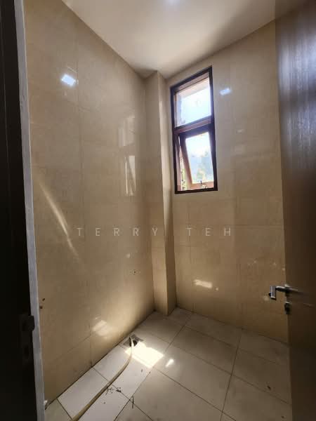 Kondominium untuk Disewa di Cinta - Terry Teh - Bathroom - PropertyGuru.com.my
