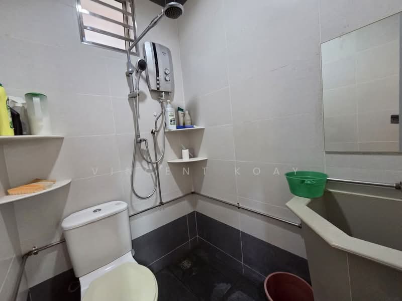 Rumah Banglo untuk Dijual di Bayan Lepas (Penang) - Vincent Koay - Bathroom - PropertyGuru.com.my