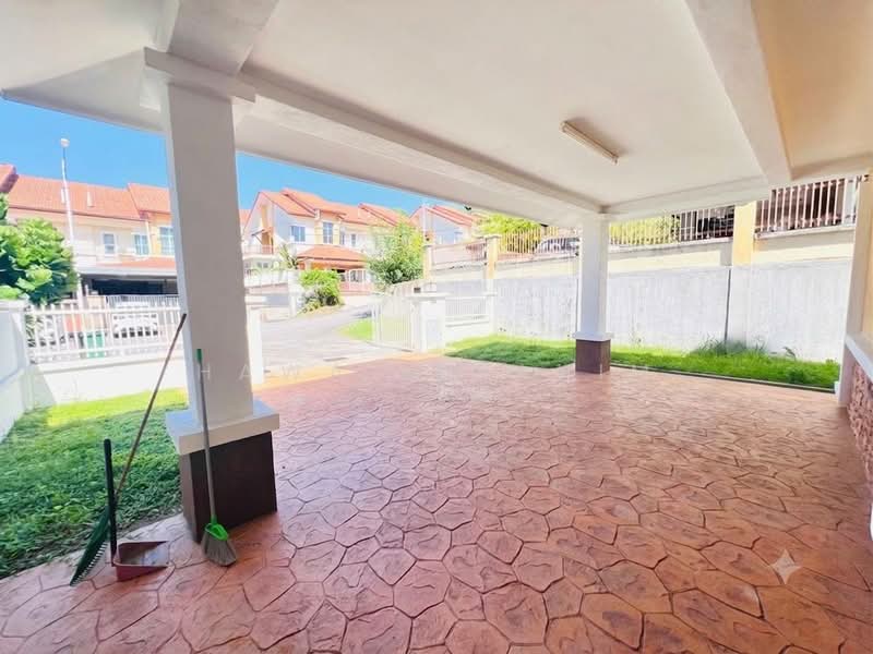Rumah Berkembar untuk Dijual di Saujana Impian (Kajang) - Hawa Ibrahim - Exterior - PropertyGuru.com.my