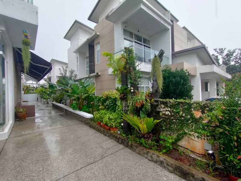 Semi-Detached House for Sale in Ampang Jaya (Ampang) - Gerrard Lim - Exterior - PropertyGuru.com.my