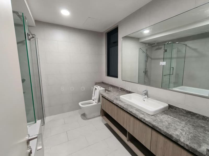 Condominium for Sale at Residensi Astrea - Boon Peng - Bathroom - PropertyGuru.com.my