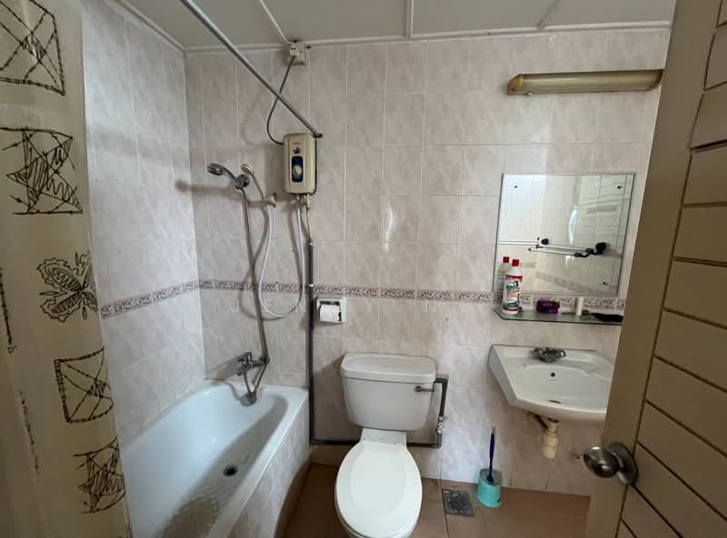 Rumah Teres 1 Tingkat untuk Disewa di Bandar Ipoh Raya (Ipoh) - Jenny Ng - Bathroom - PropertyGuru.com.my