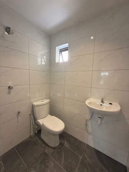Rumah Teres 2 Tingkat untuk Dijual di Permas Jaya (Johor) - Melinda Ee - Bathroom - PropertyGuru.com.my