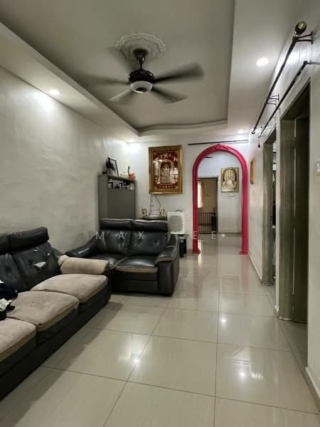 1-storey Terraced House for Sale in Taman Universiti (Sri Gading) - Max Yee - Living Room - PropertyGuru.com.my