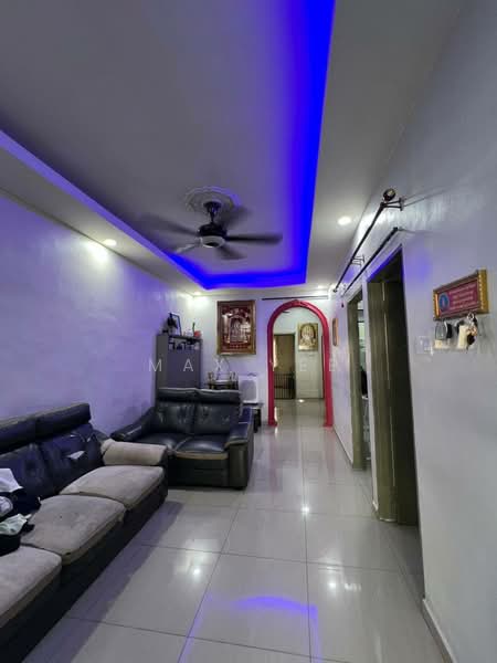 1-storey Terraced House for Sale in Taman Universiti (Sri Gading) - Max Yee - Living Room - PropertyGuru.com.my