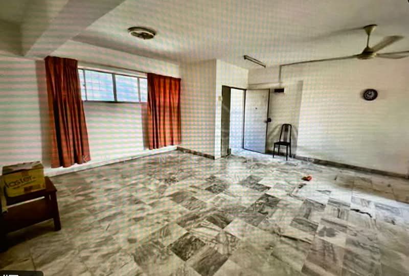 Kondominium untuk Dijual di Seri Mas Condominium - Kweenie Chong - Living Room - PropertyGuru.com.my