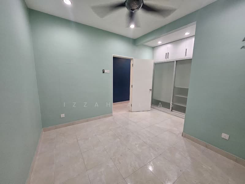 Kondominium untuk Dijual di Symphony Heights (Simfoni Heights) - Izzah Alias - Bedroom - PropertyGuru.com.my