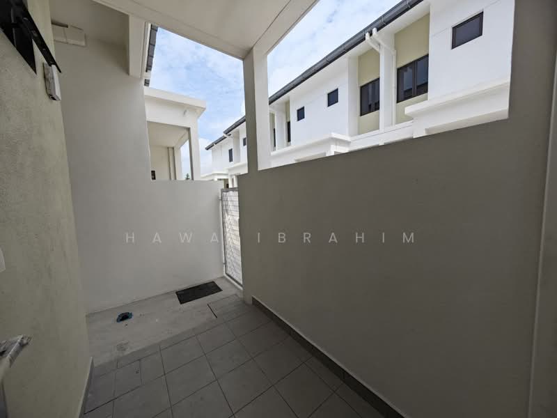 2-storey Terraced House for Sale in Dengkil (Selangor) - Hawa Ibrahim - Exterior - PropertyGuru.com.my