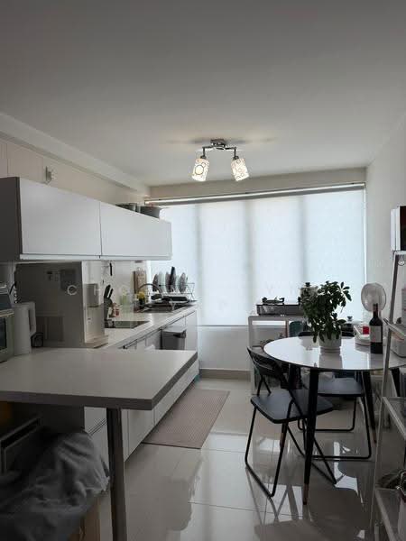 Service Residence for Sale at Subang Soho (One Soho) - Chorng Tyng Yap - Kitchen - PropertyGuru.com.my