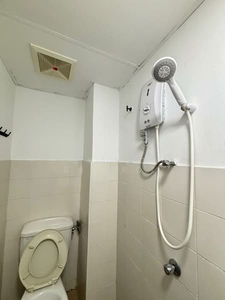 Kondominium untuk Disewa di D28 Damansara - Syafiq Shamroz - Bathroom - PropertyGuru.com.my