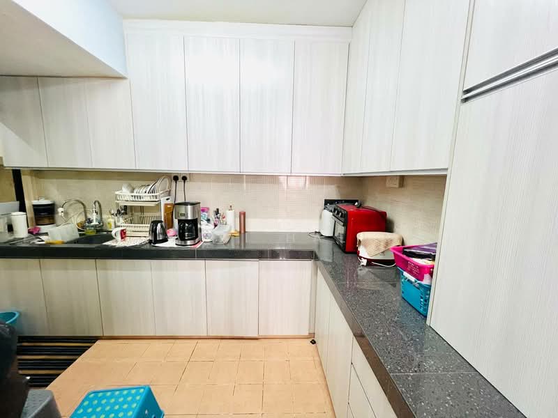 Condominium for Sale at Bayu Tasik 2 - Hairi Halim - Kitchen - PropertyGuru.com.my