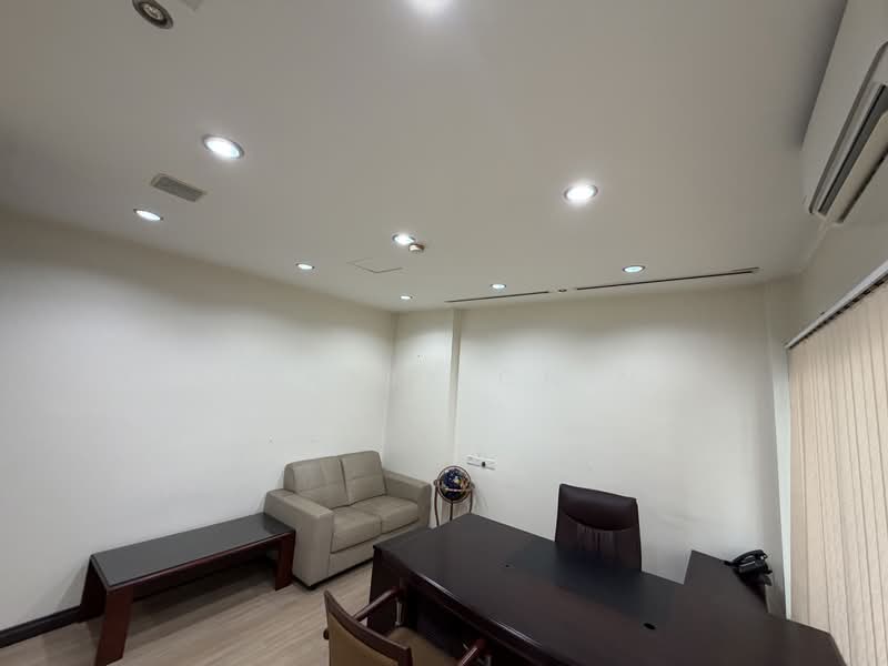 Office for Rent in KLCC (KL City Centre) - Dennix Chin - Study - PropertyGuru.com.my