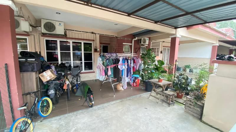 Rumah Teres 2 Tingkat untuk Dijual di Taman Teratai (Nilai) - Izzah Alias - Exterior - PropertyGuru.com.my