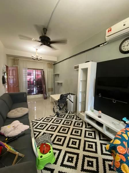 Rumah Teres 2 Tingkat untuk Dijual di Taman Teratai (Nilai) - Izzah Alias - PropertyGuru.com.my