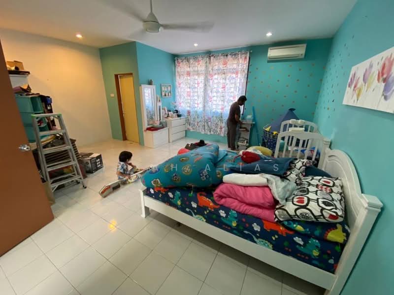 Rumah Teres 2 Tingkat untuk Dijual di Taman Teratai (Nilai) - Izzah Alias - PropertyGuru.com.my