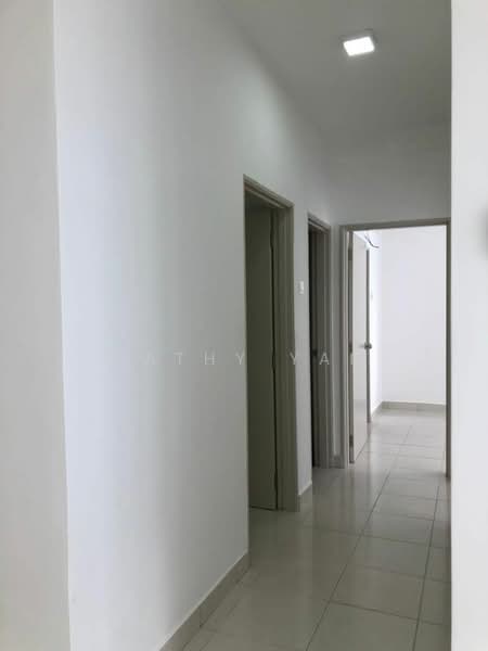 Kondominium untuk Dijual di Sky Awani Residensi 1 - Kathy Yap - Corridor - PropertyGuru.com.my