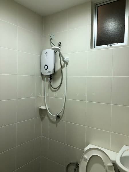 Kondominium untuk Dijual di Sky Awani Residensi 1 - Kathy Yap - Bathroom - PropertyGuru.com.my