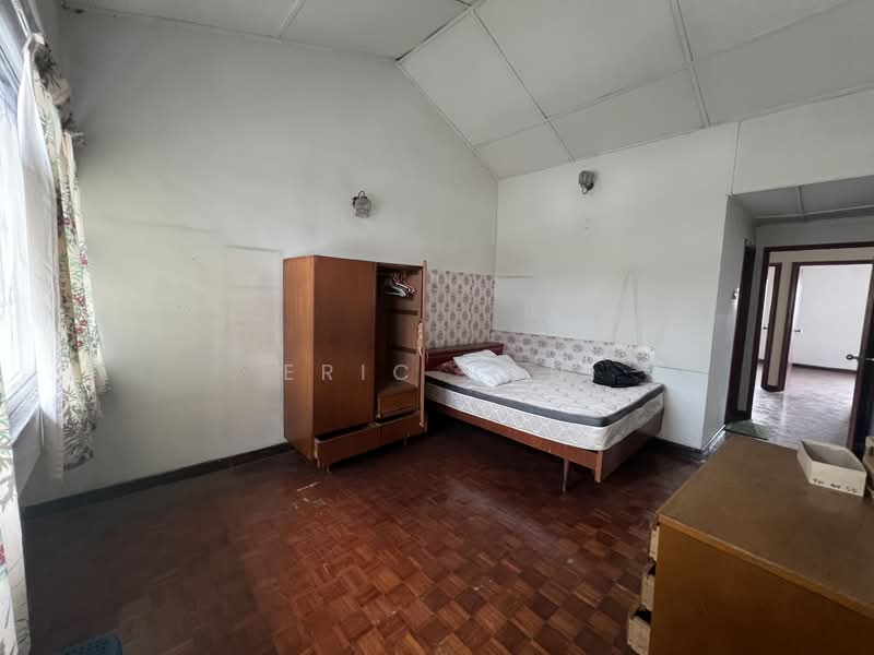 2-storey Terraced House for Sale in Taman Connaught (Cheras) - Eric Tan - Bedroom - PropertyGuru.com.my