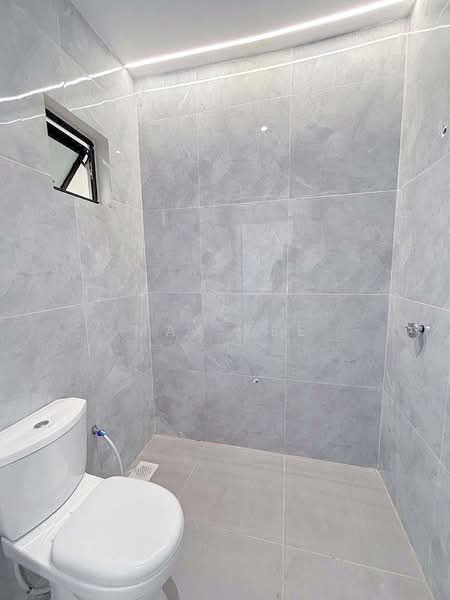 2-storey Terraced House for Sale in Taman Skudai Baru (Skudai) - Max Yee - Bathroom - PropertyGuru.com.my