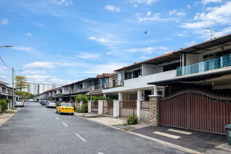 Rumah Teres 2 Tingkat untuk Dijual di Taman Scientex Senai (Senai) - Jennifer Ng - Exterior - PropertyGuru.com.my