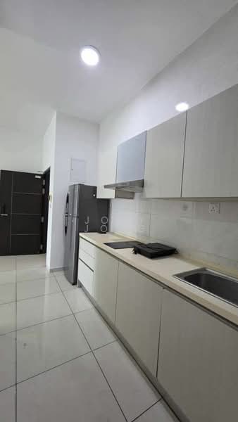Service Residence for Rent at D'Summit Residences - Jony Jong - Kitchen - PropertyGuru.com.my