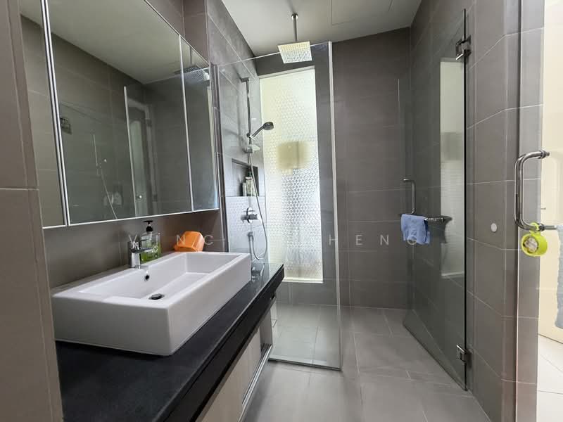 Service Residence for Sale at Arnica @ Tropicana Gardens - Vincent Heng - Bathroom - PropertyGuru.com.my