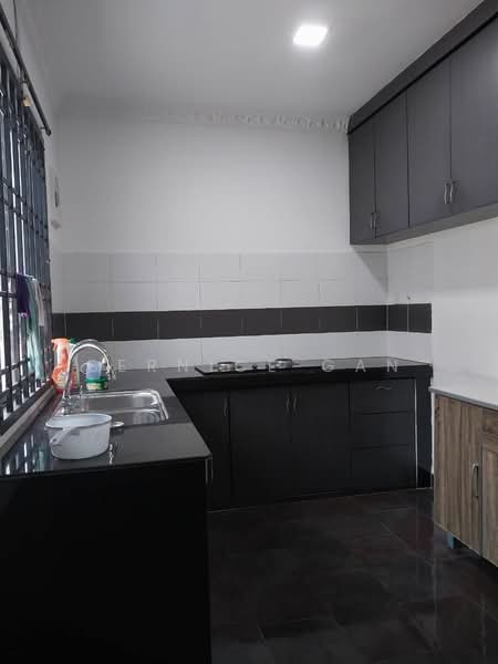 Rumah Teres 1 Tingkat untuk Dijual di Bandar Seri Alam (Masai) - Bernice Gan - Kitchen - PropertyGuru.com.my