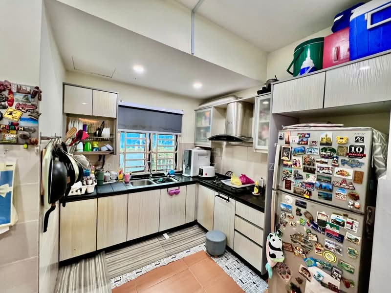 Rumah Teres untuk Dijual di Taman Reko Mutiara (Kajang) - Wardatu Zamzam - Kitchen - PropertyGuru.com.my