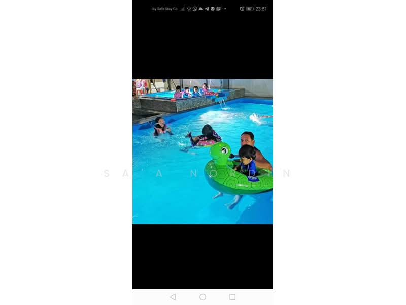 Rumah Banglo untuk Dijual di Bandar Baru Salak Tinggi (Sepang) - Sa'a Nordin - Pool - PropertyGuru.com.my