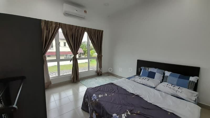 Rumah Banglo untuk Dijual di Bandar Baru Salak Tinggi (Sepang) - Sa'a Nordin - Bedroom - PropertyGuru.com.my