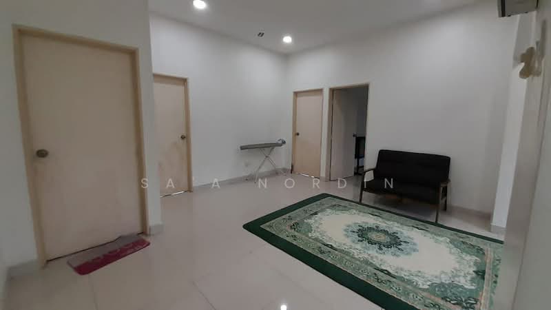 Rumah Banglo untuk Dijual di Bandar Baru Salak Tinggi (Sepang) - Sa'a Nordin - Living Room - PropertyGuru.com.my