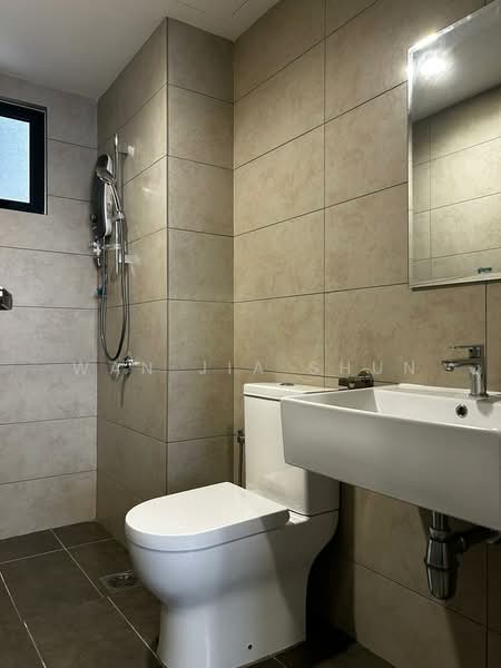 Servis Apartment untuk Disewa di M Luna - Wan Jia Shun - Bathroom - PropertyGuru.com.my