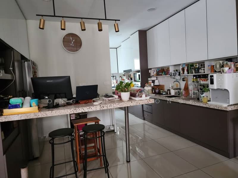 3-storey Terraced House for Sale in Kota Kemuning (Shah Alam) - Ong Chee Yong - Kitchen - PropertyGuru.com.my