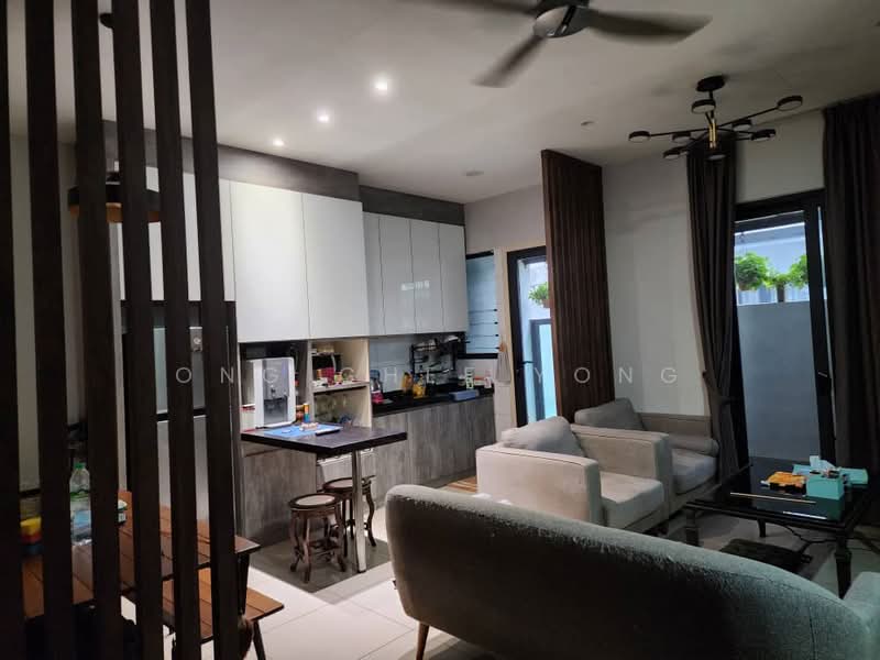 3-storey Terraced House for Sale in Kota Kemuning (Shah Alam) - Ong Chee Yong - Living Room - PropertyGuru.com.my
