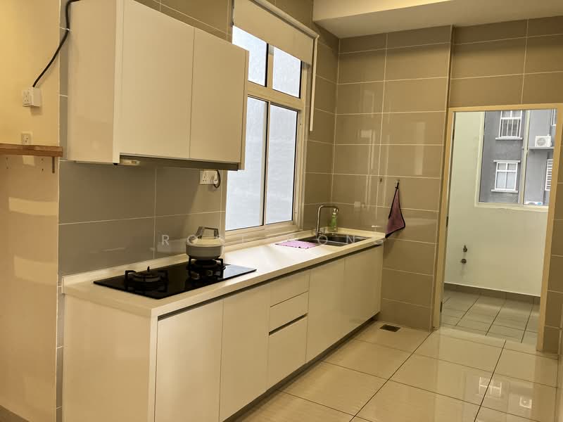 Kondominium untuk Dijual di Damansara Foresta - Rose Wong - Kitchen - PropertyGuru.com.my