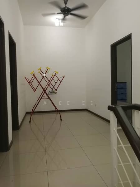 Rumah Teres 3 Tingkat untuk Disewa di Batu Maung (Penang) - A Ee Ee - Corridor - PropertyGuru.com.my
