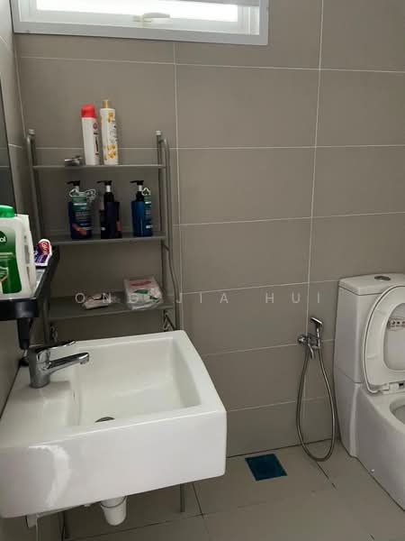 Rumah Teres 2 Tingkat untuk Disewa di Bandar Sri Sendayan (Negeri Sembilan) - Ong Jia Hui - Bathroom - PropertyGuru.com.my