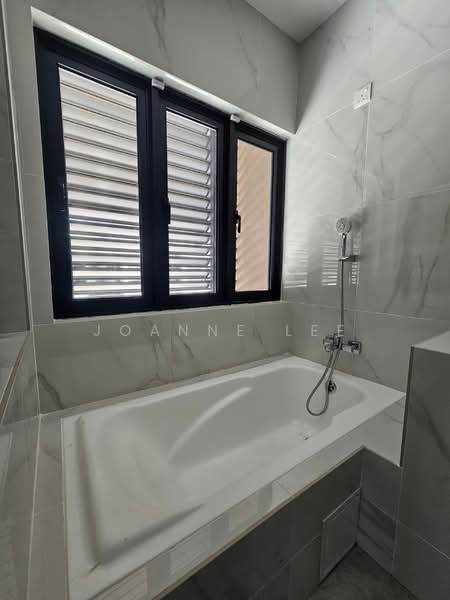 Semi-Detached House for Sale in Taman Bandar Baru Tambun (Tambun) - Joanne lee - Bathroom - PropertyGuru.com.my