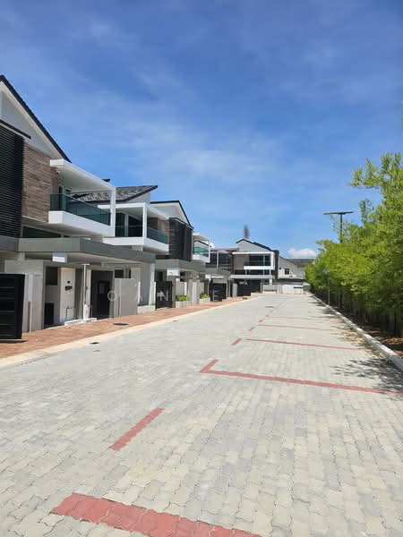 Semi-Detached House for Sale in Taman Bandar Baru Tambun (Tambun) - Joanne lee - Exterior - PropertyGuru.com.my