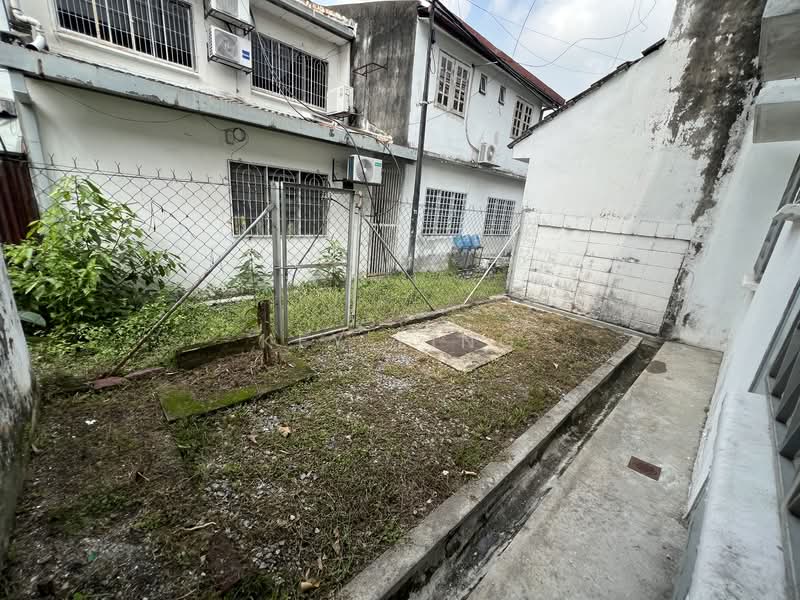 2-storey Terraced House for Sale in Bandar Sunway (Sunway) - Key Ling - Exterior - PropertyGuru.com.my